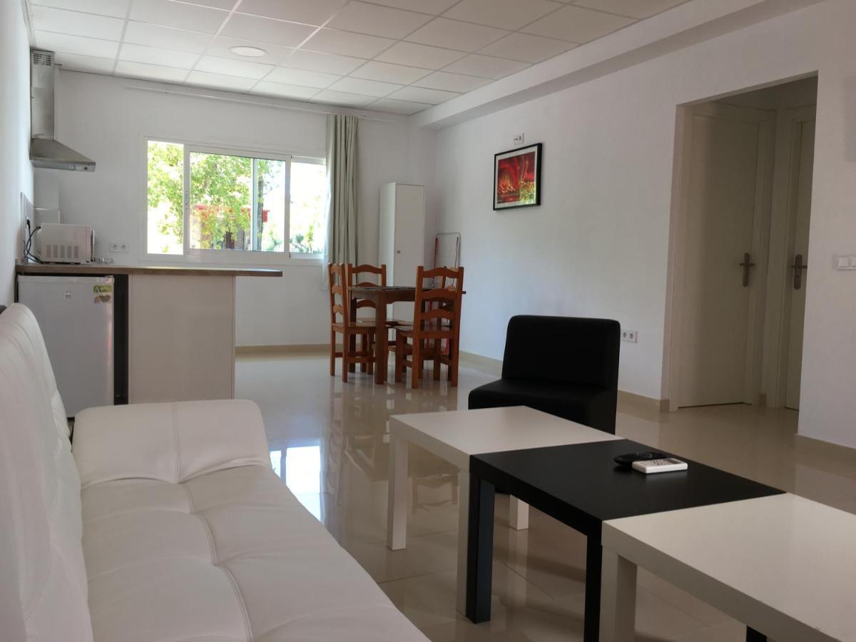 Apartamentos Carmen Teresa Torremolinos Exterior foto